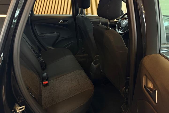Sort Opel Crossland X fra 2017