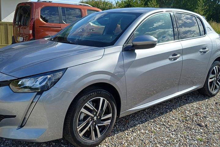 undefined Peugeot 208 fra 2021