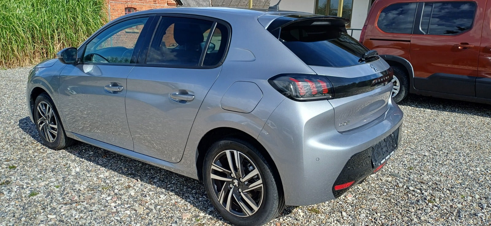 undefined Peugeot 208 fra 2021