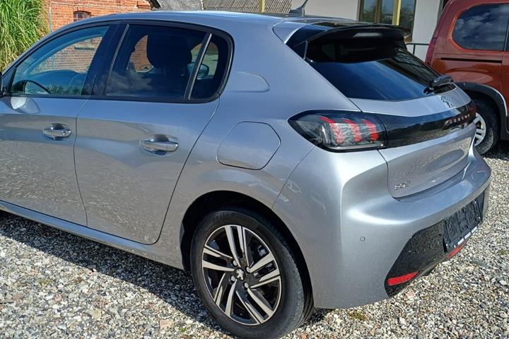 undefined Peugeot 208 fra 2021