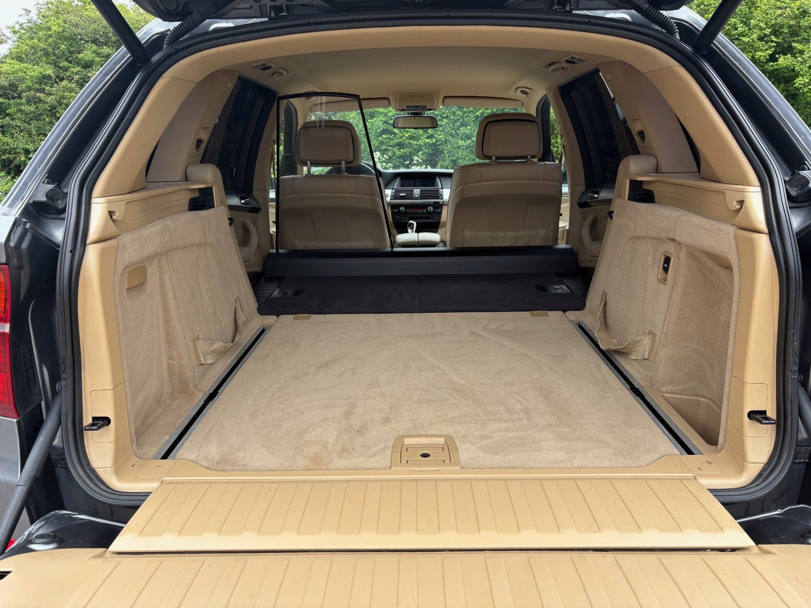Sort BMW X5 fra 2011
