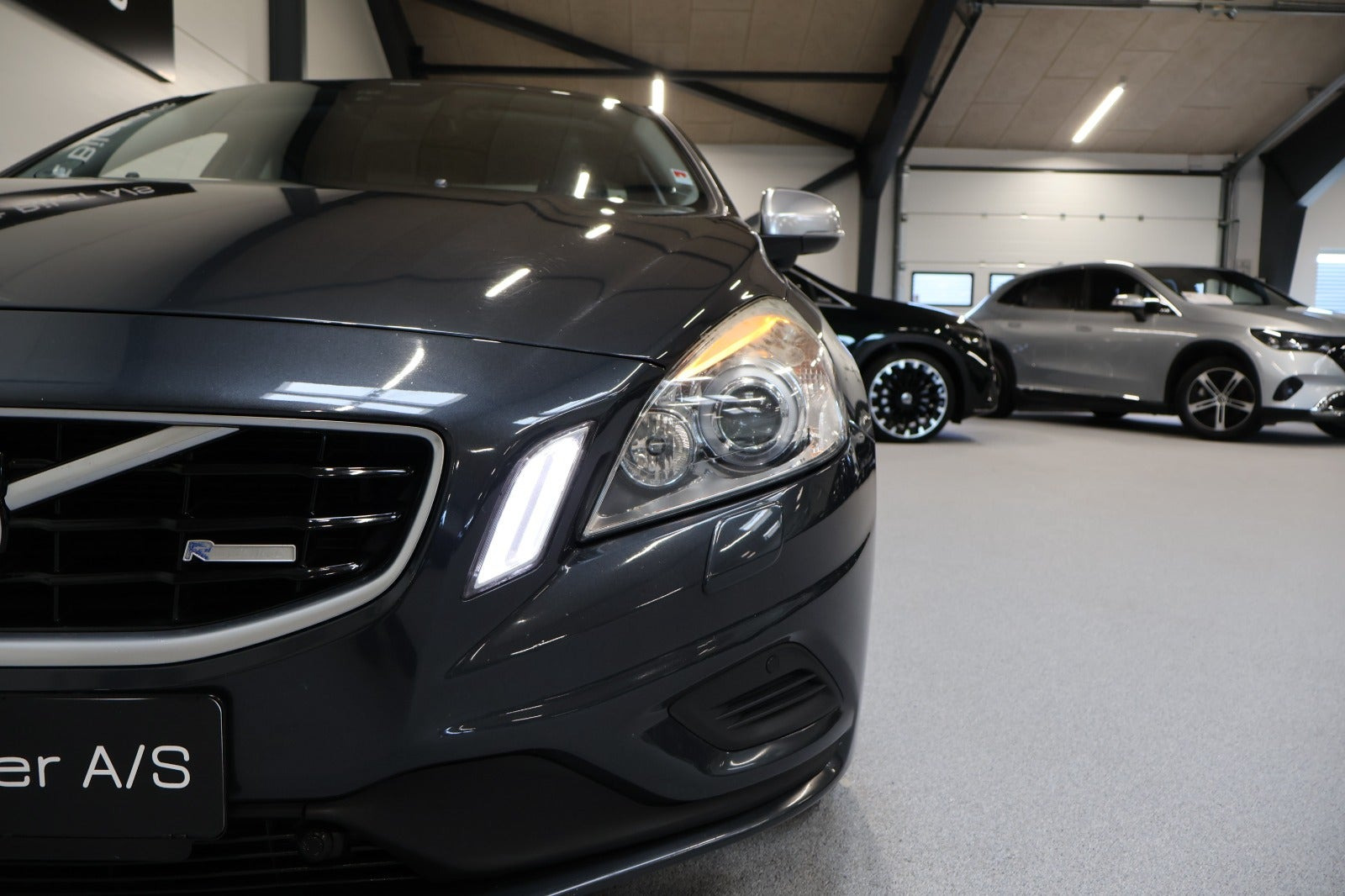 Grå Volvo S60 fra 2013