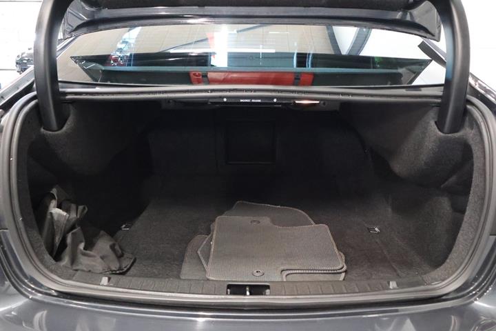 Grå Volvo S60 fra 2013