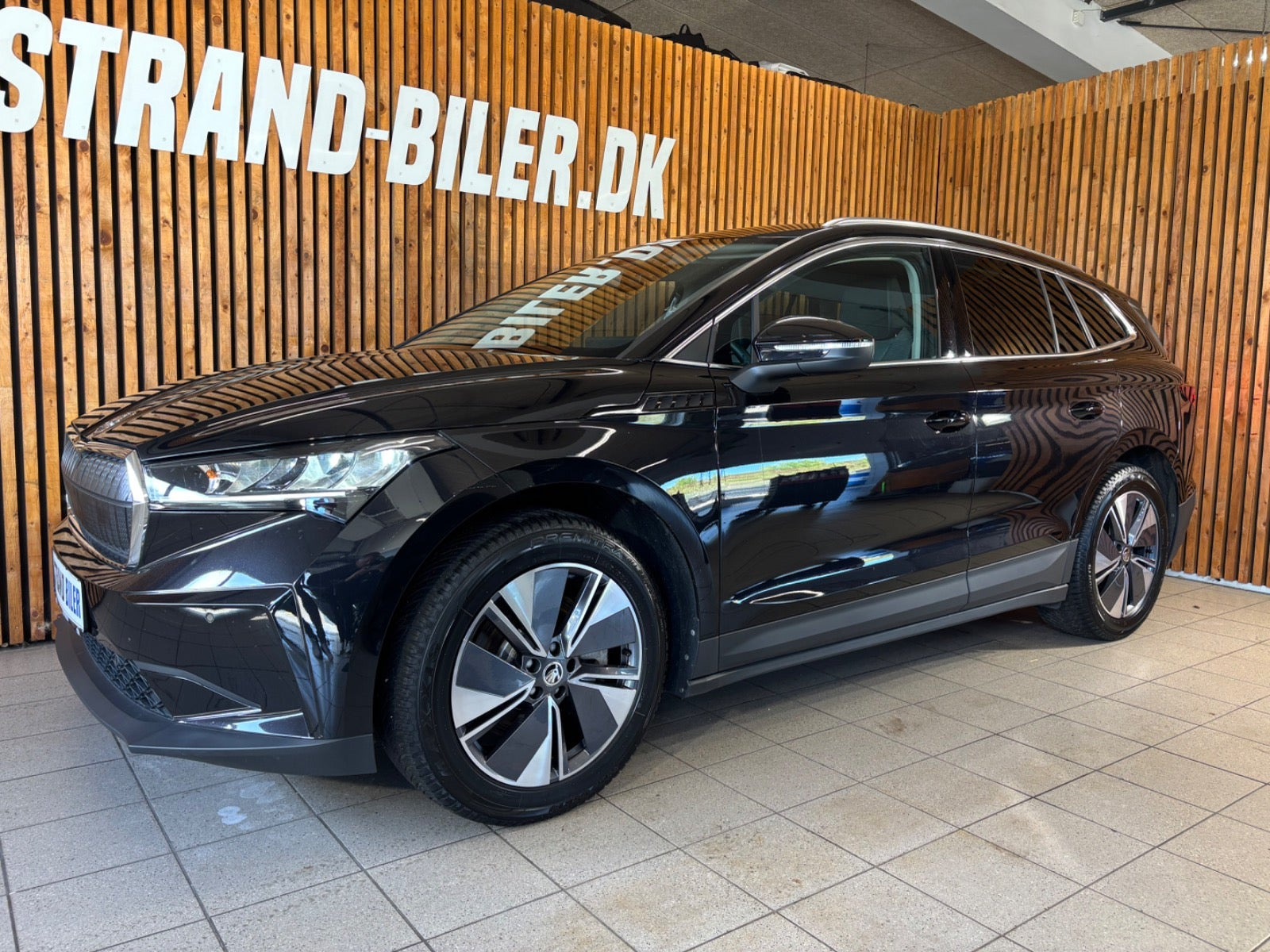 Sort Skoda Enyaq fra 2025