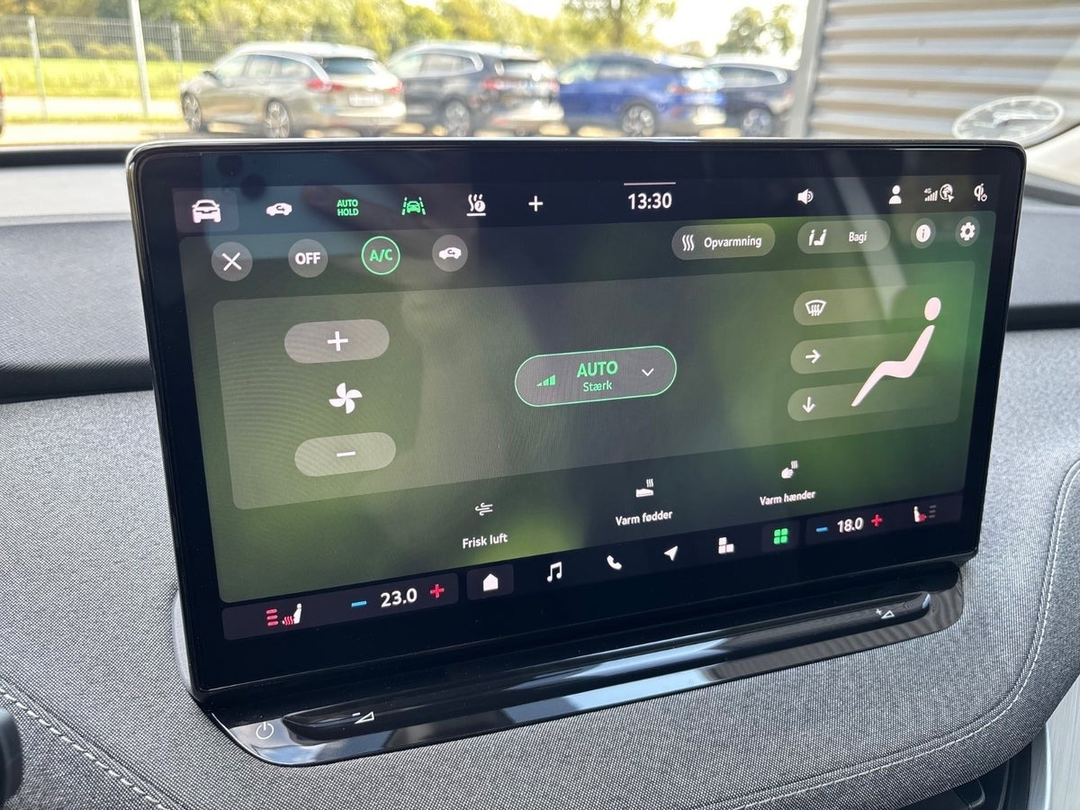 Sølv Skoda Enyaq fra 2025