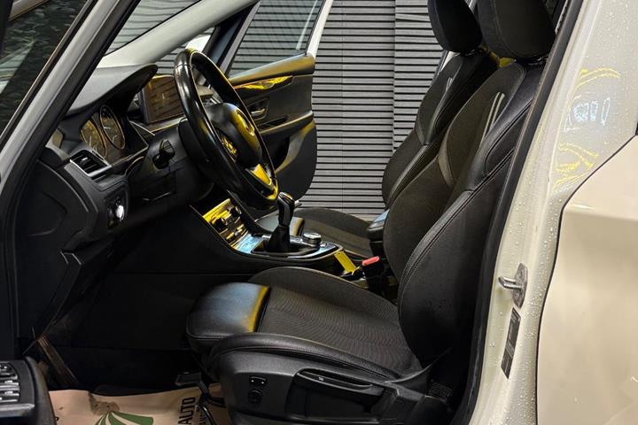 undefined BMW 216i fra 2018