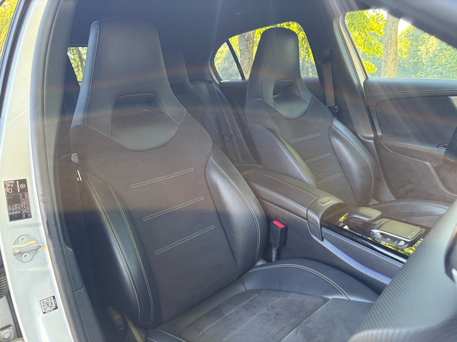 Grøn Mercedes A250 e fra 2020