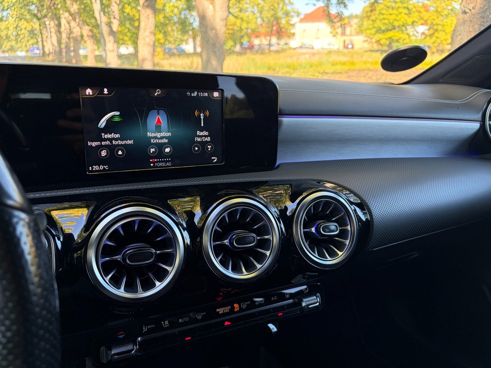 Grøn Mercedes A250 e fra 2020
