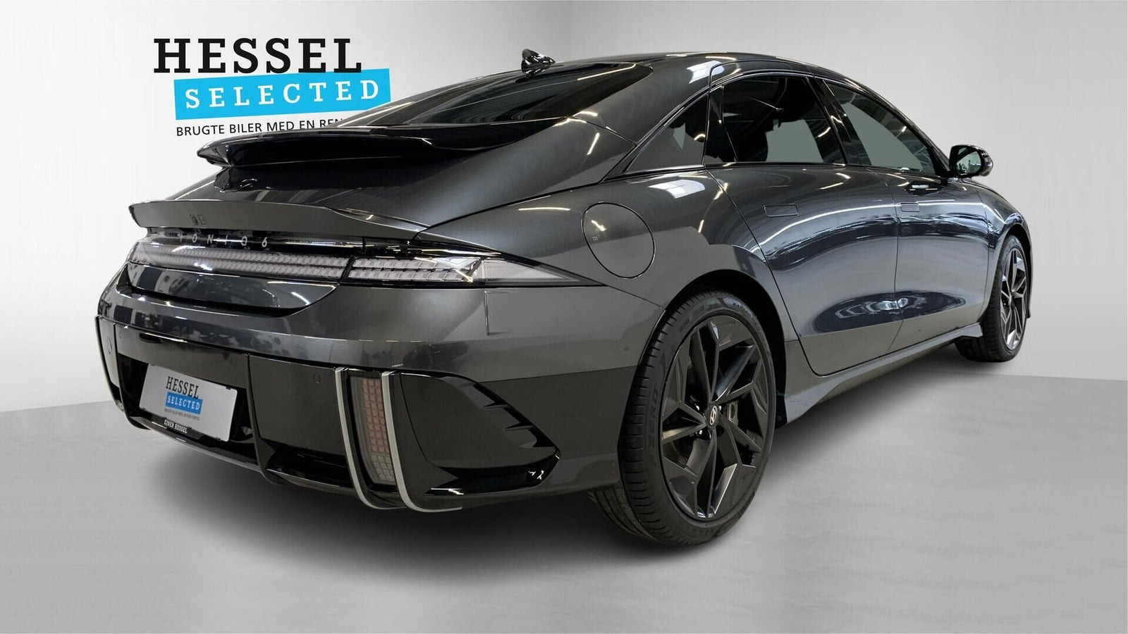 Grå Hyundai Ioniq 6 fra 2023
