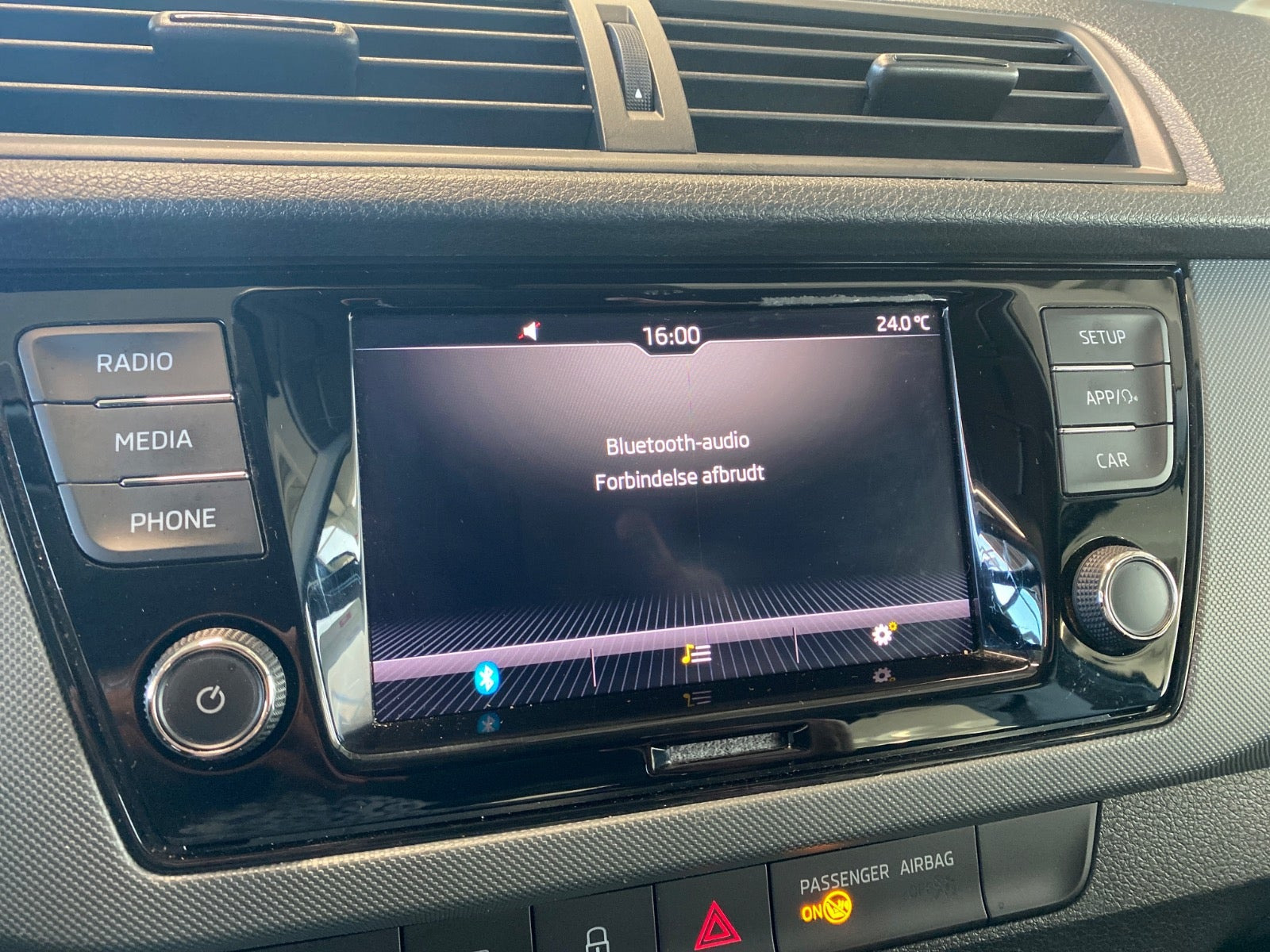 Grå Skoda Fabia fra 2019