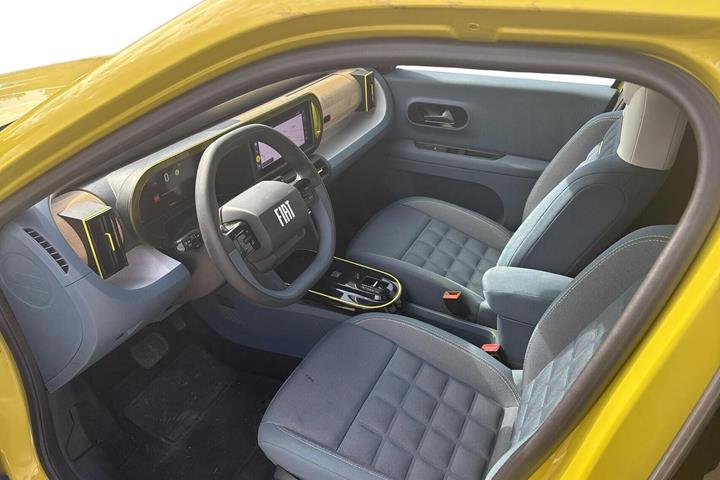 Gul Fiat Grande Panda fra 2025