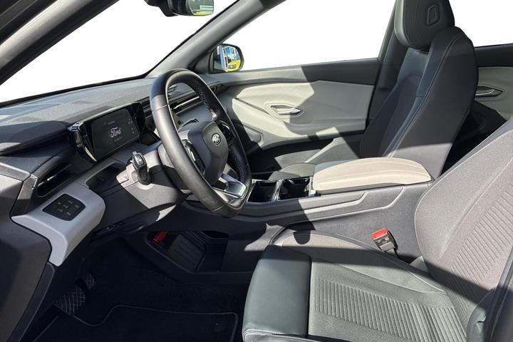 Grå Ford Explorer fra 2024
