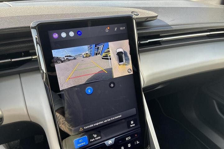 Grå Ford Explorer fra 2024