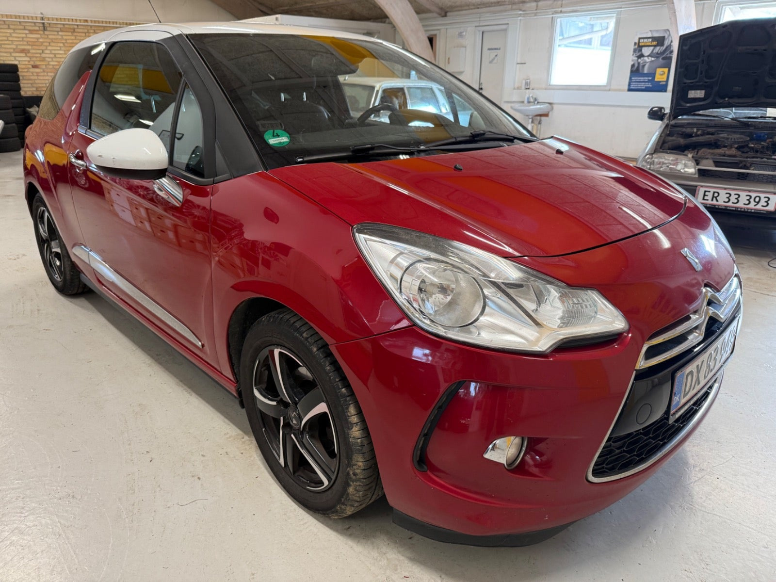 Rød Citroën DS3 fra 2013
