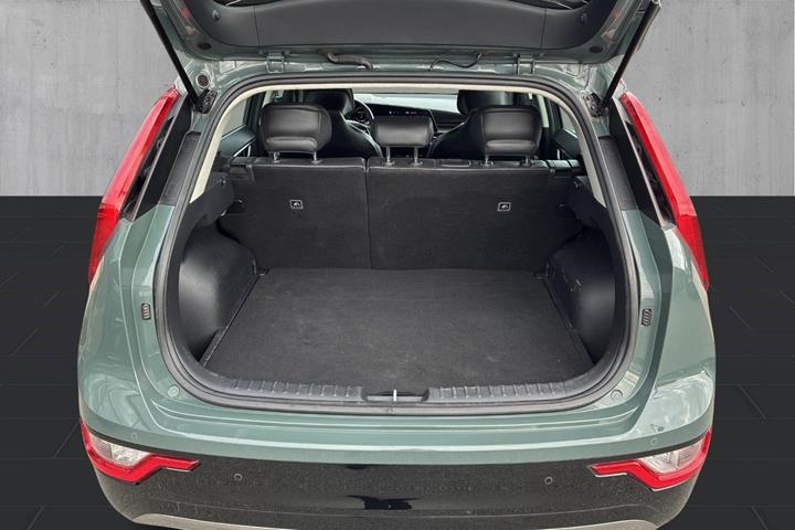 Grøn Kia Niro fra 2023