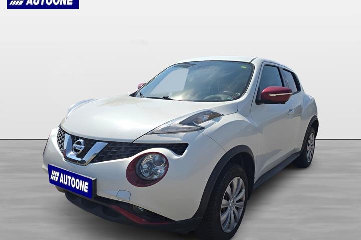 Hvid Nissan Juke fra 2011