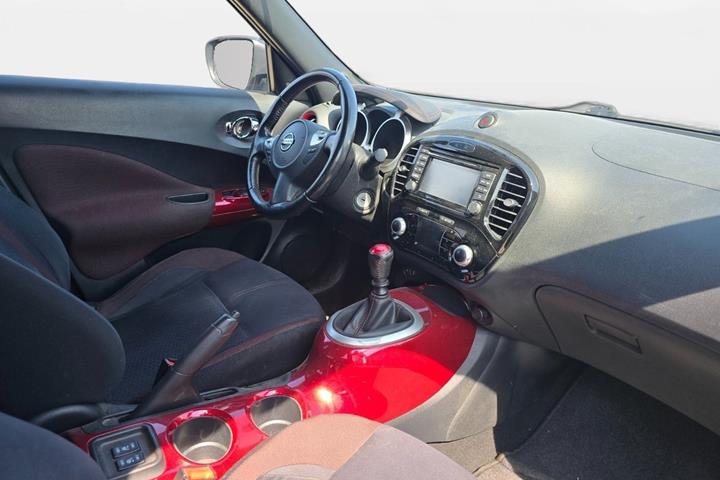 Hvid Nissan Juke fra 2011