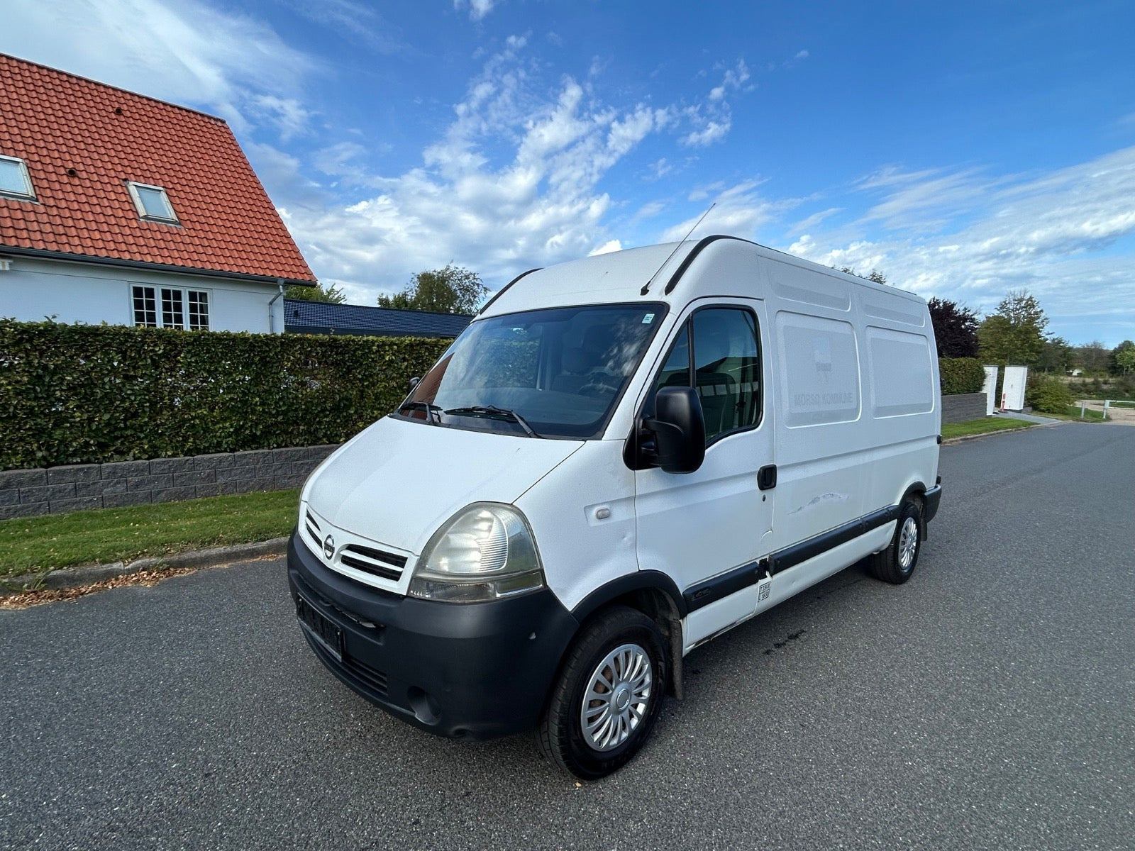 Nissan Interstar 2,5 dCi 120 Van L2H2