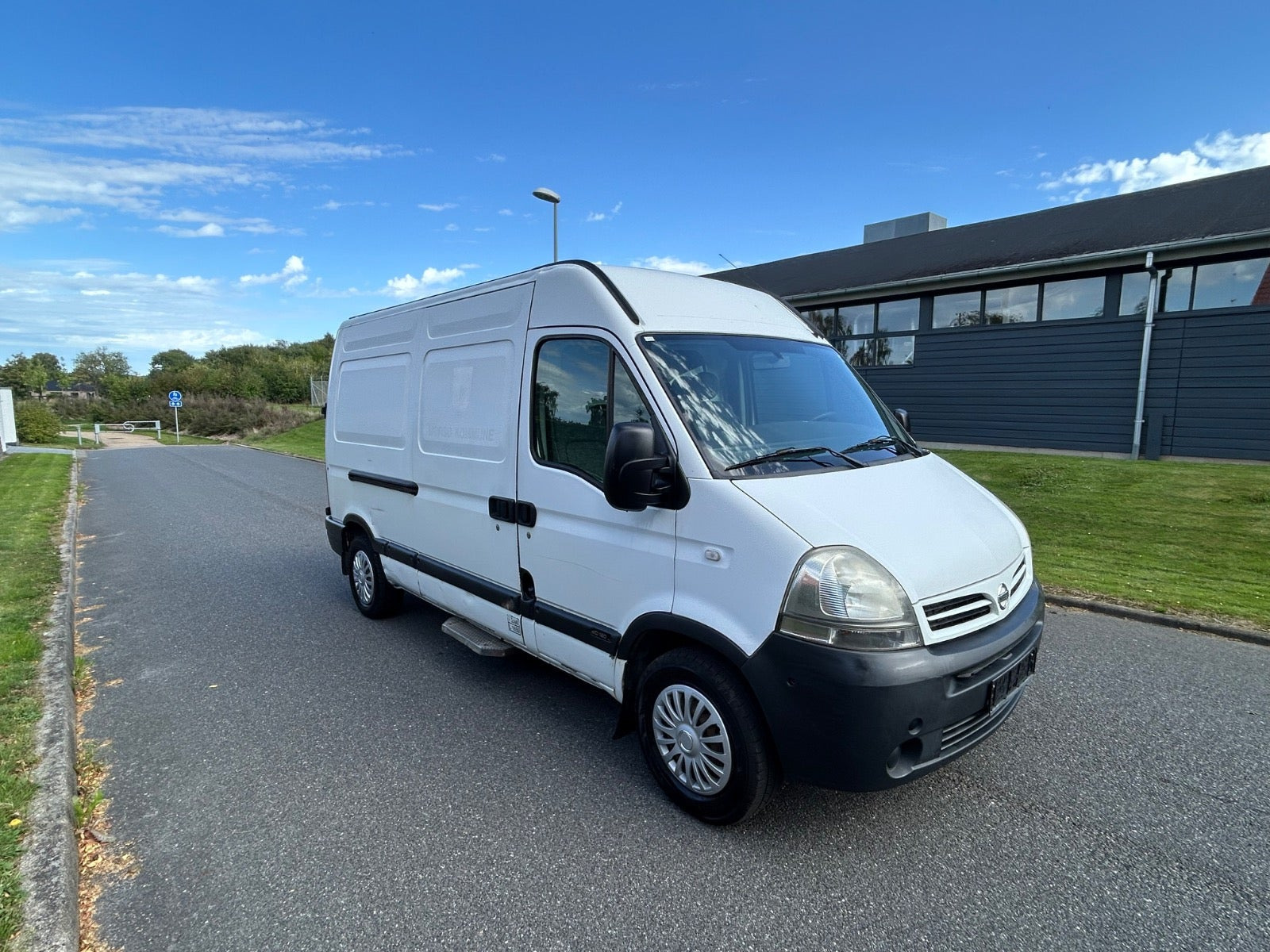 undefined Nissan Interstar fra 2010