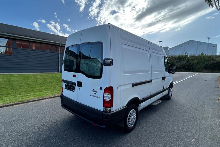 undefined Nissan Interstar fra 2010