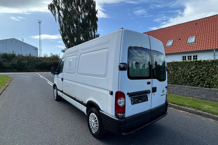 undefined Nissan Interstar fra 2010