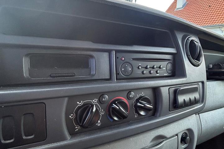 undefined Nissan Interstar fra 2010