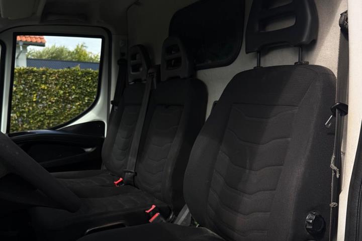undefined Iveco Daily fra 2015