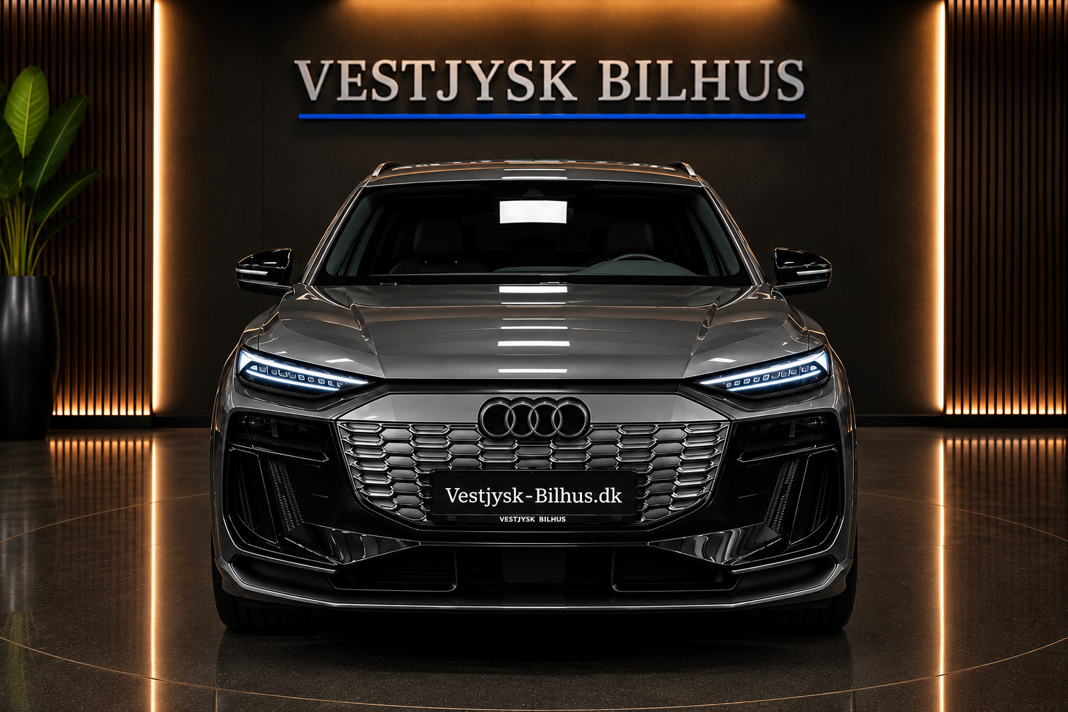 Grå Audi Q6 e-tron fra 2024