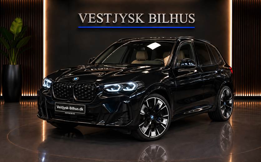 BMW iX3 Charged Plus M-Sport