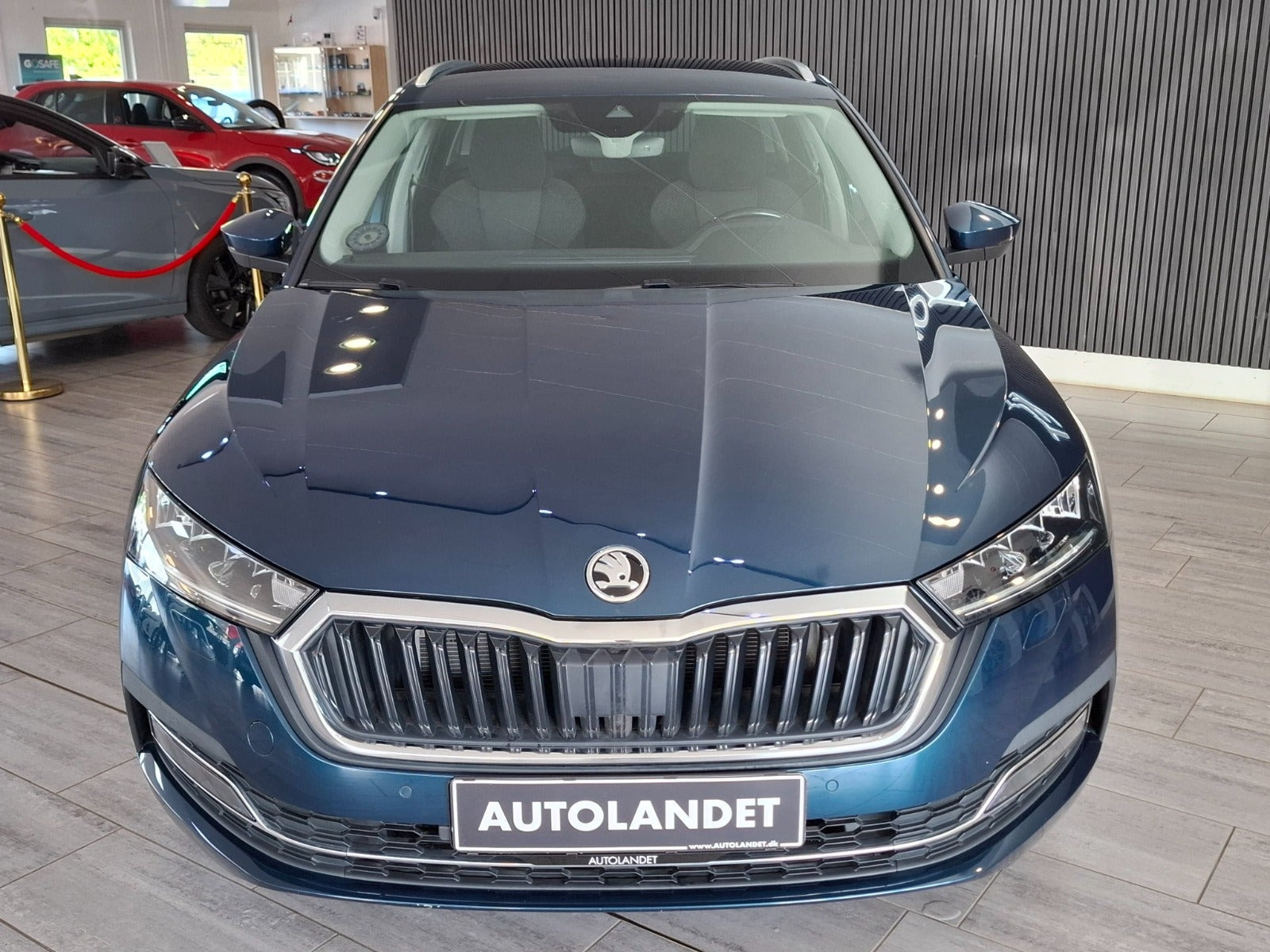 Blå Skoda Octavia fra 2021