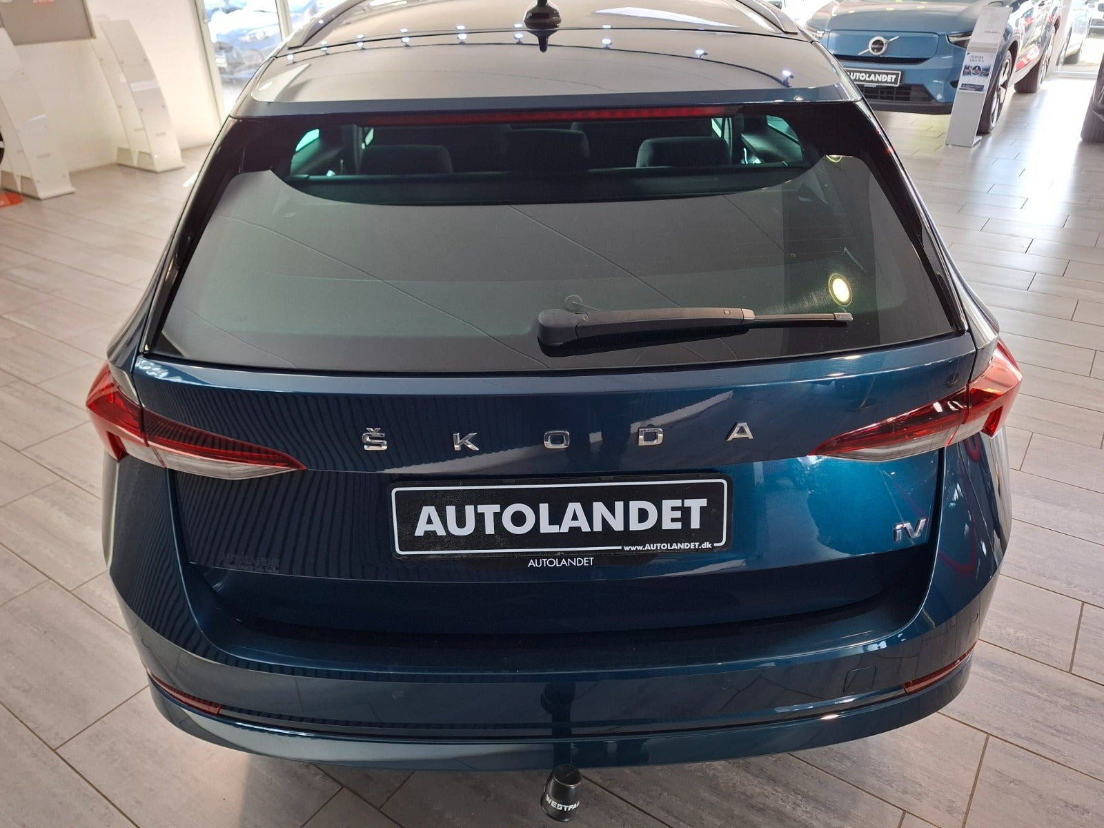 Blå Skoda Octavia fra 2021
