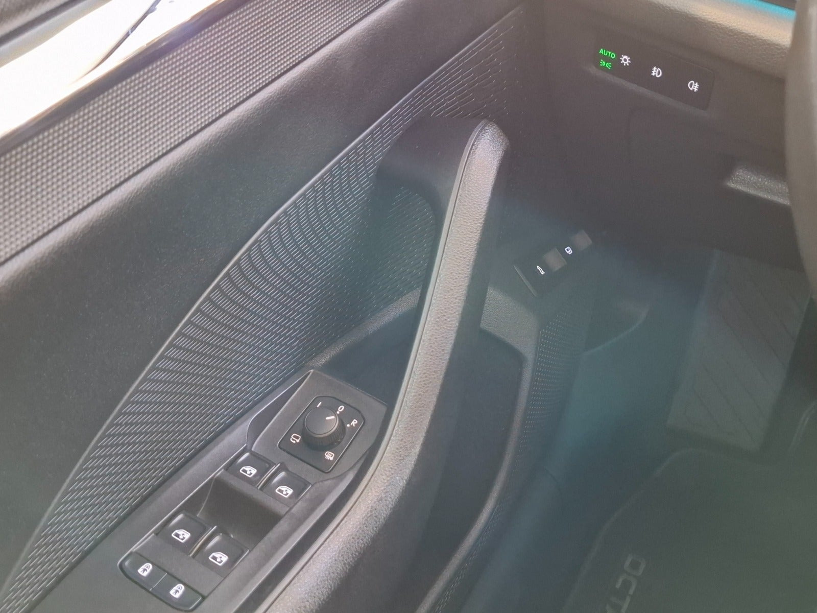 Blå Skoda Octavia fra 2021
