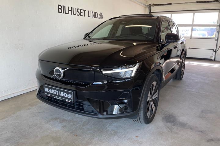 Sort Volvo XC40 fra 2023