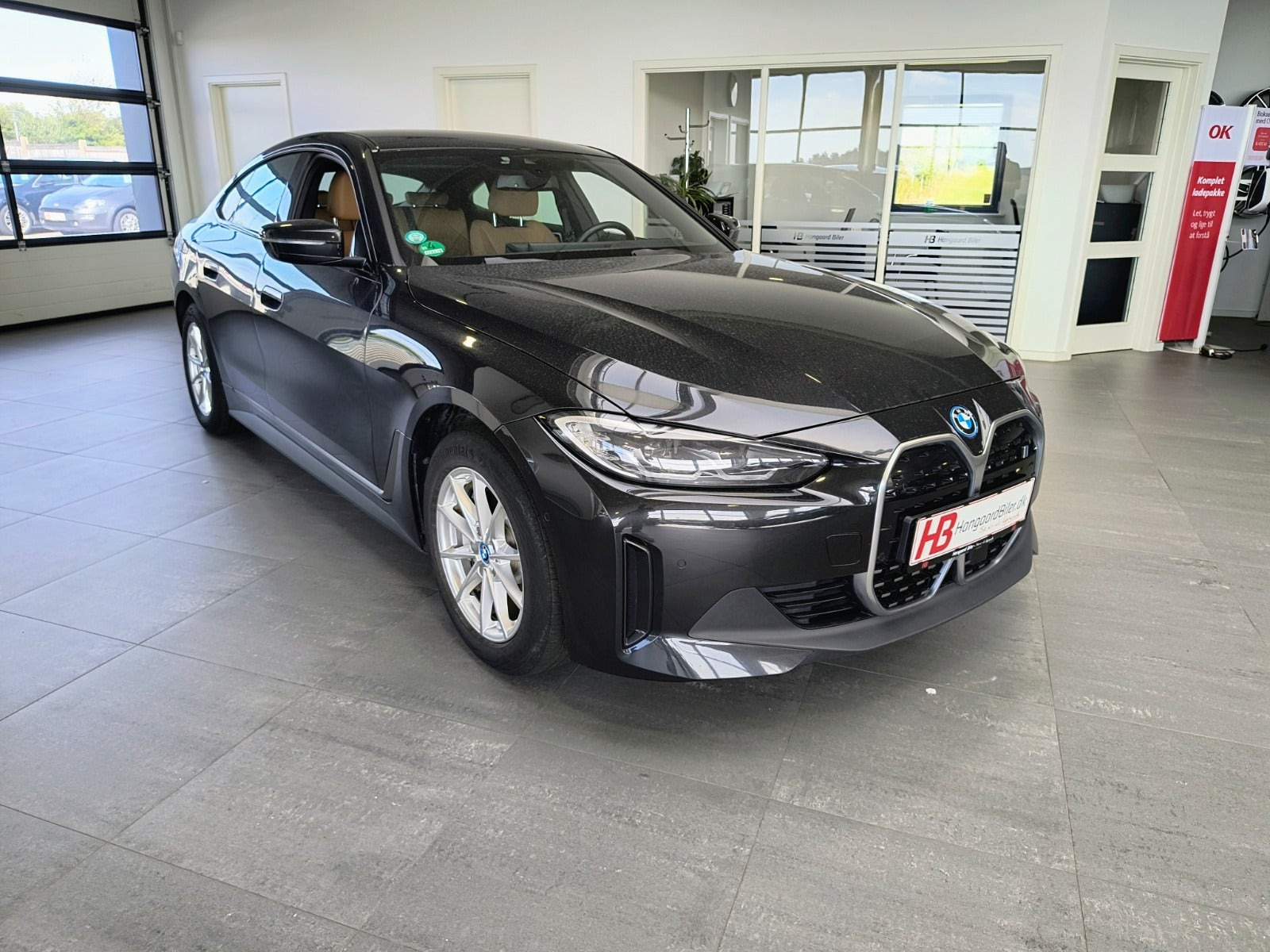 BMW i4 eDrive35