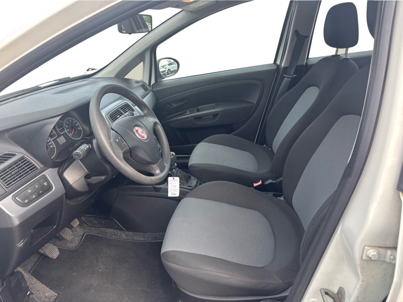 Sort Fiat Grande Punto fra 2011