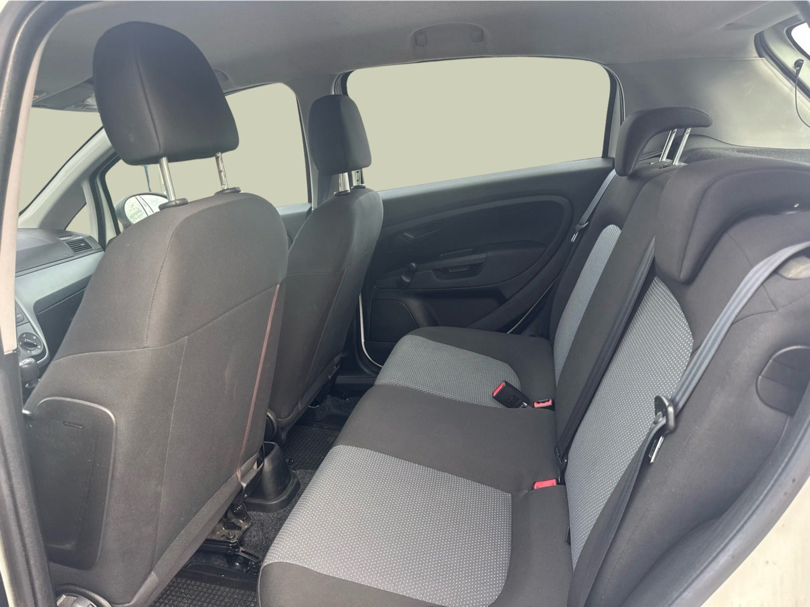 Sort Fiat Grande Punto fra 2011