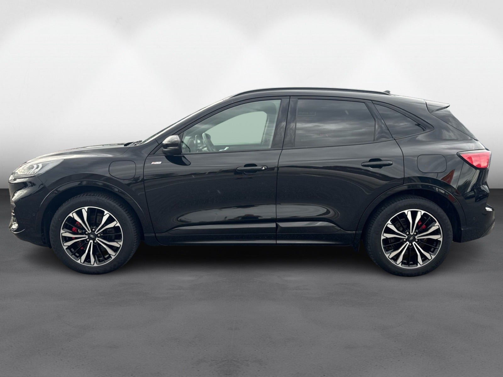 Sort Ford Kuga fra 2021