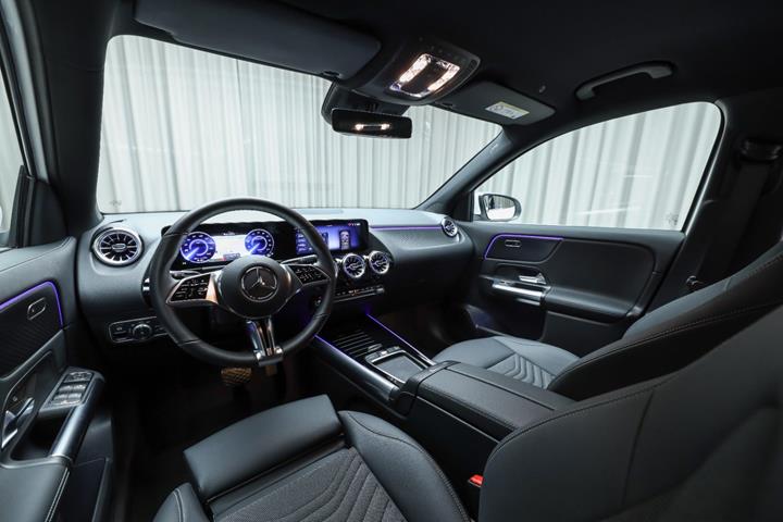 Hvid Mercedes EQA250+ fra 2026