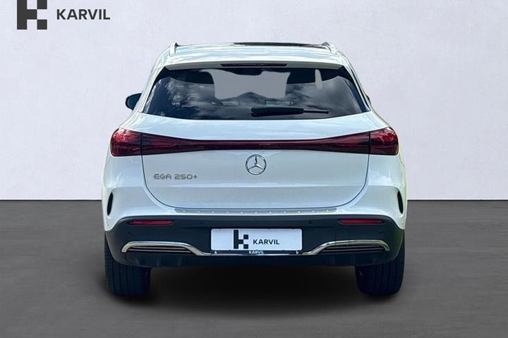 Hvid Mercedes EQA250+ fra 2025