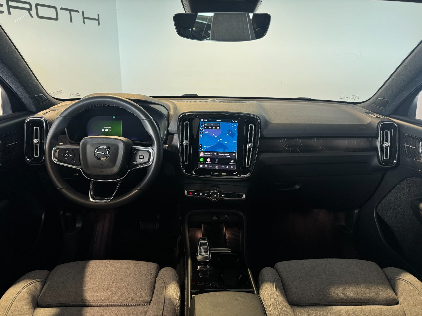 Grøn Volvo C40 fra 2023