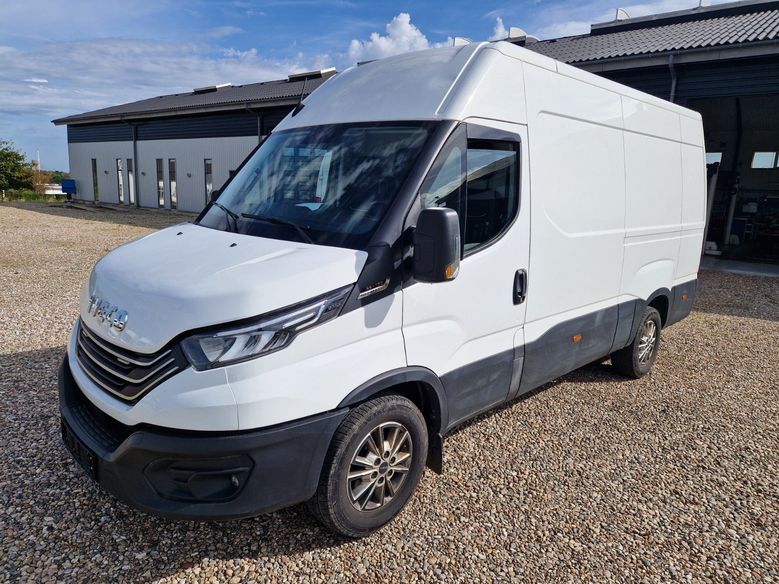 Iveco Daily 3,0 35S18 12m³ Van AG8