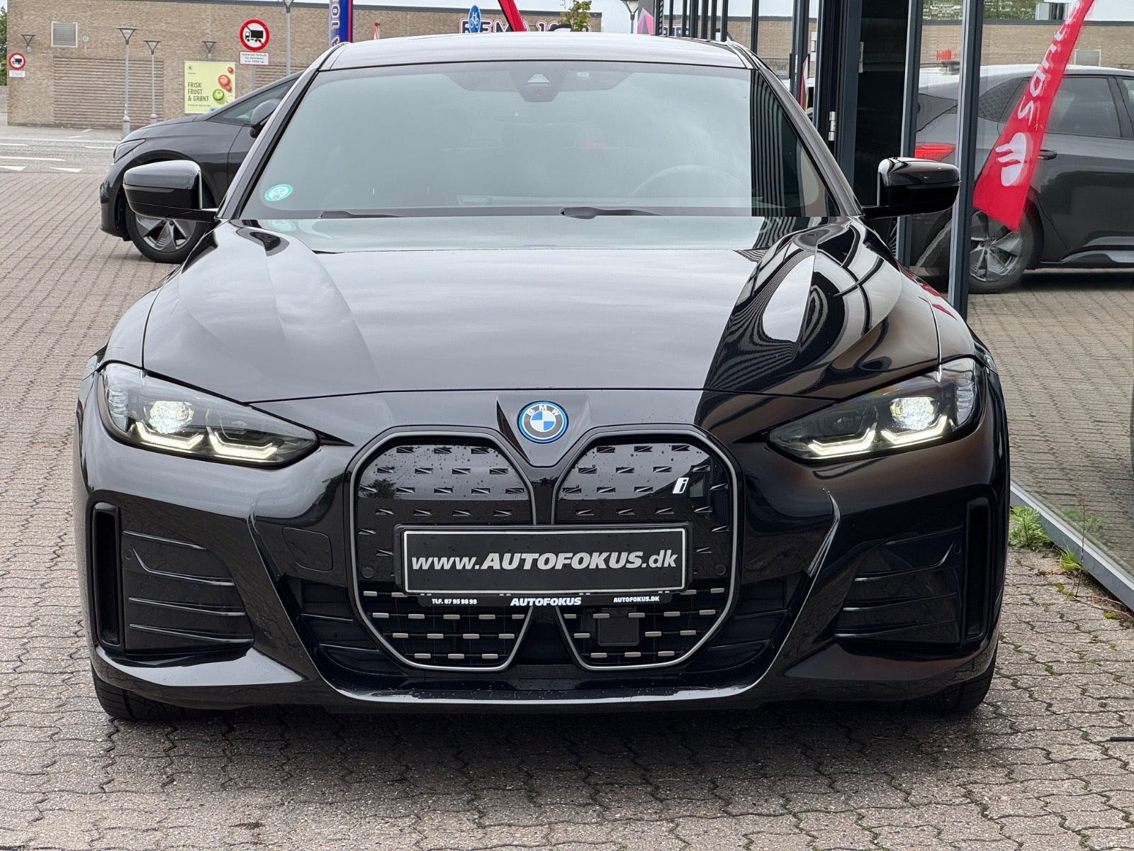 Sort BMW i4 fra 2022