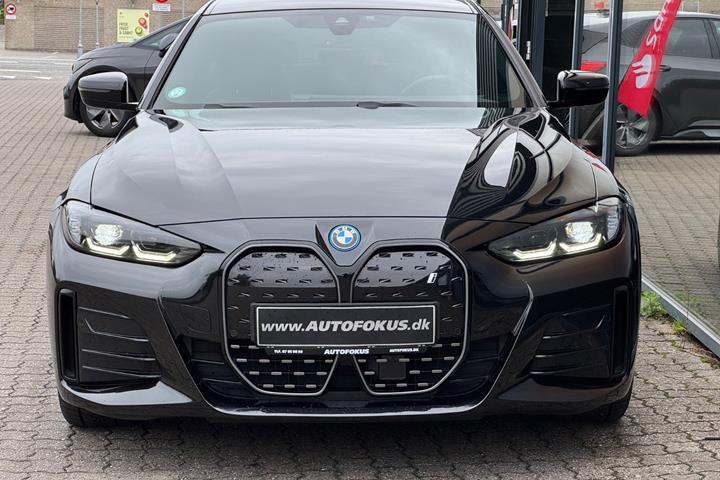 Sort BMW i4 fra 2022