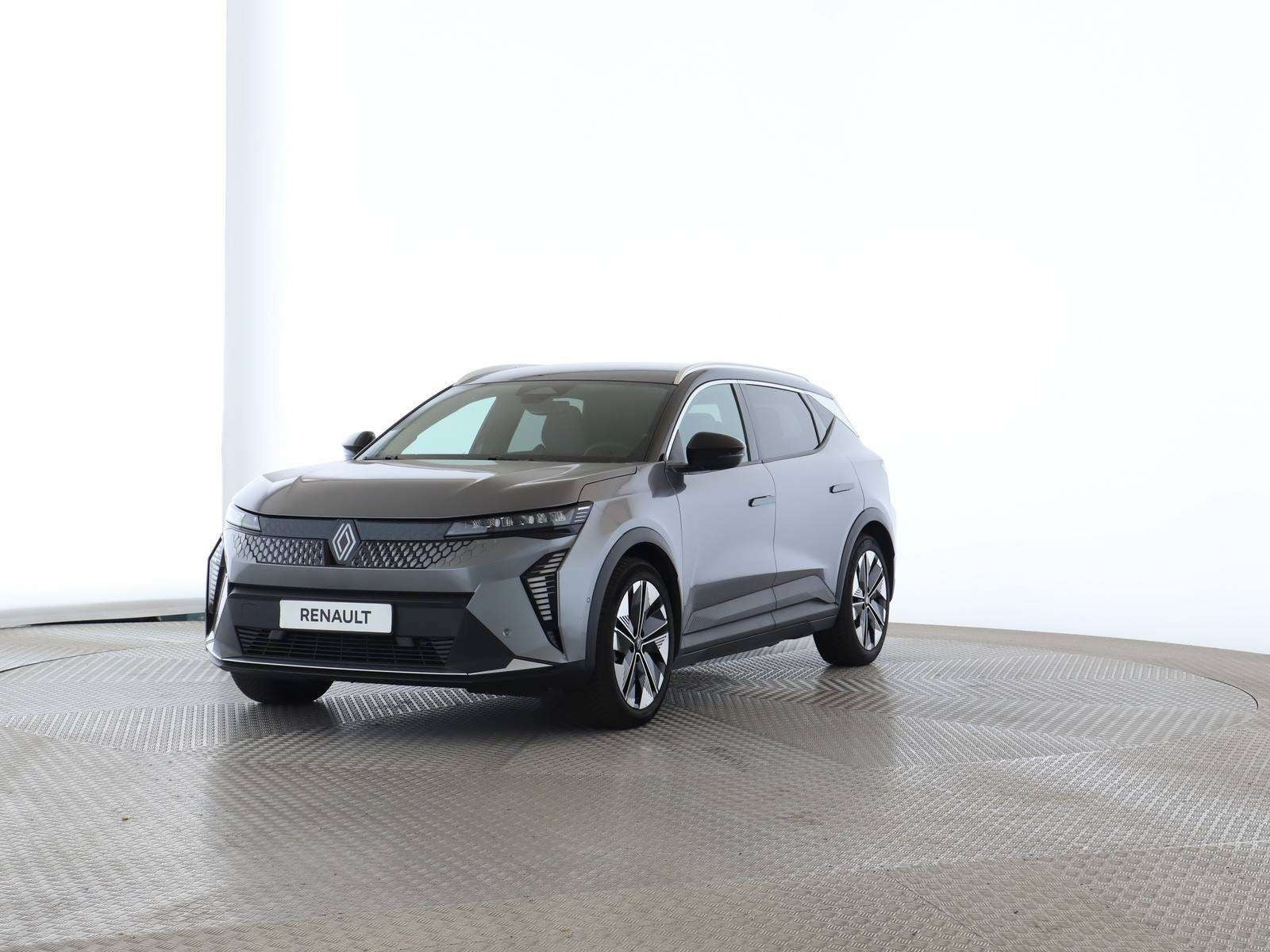 Grå Renault Scenic E-Tech fra 2025