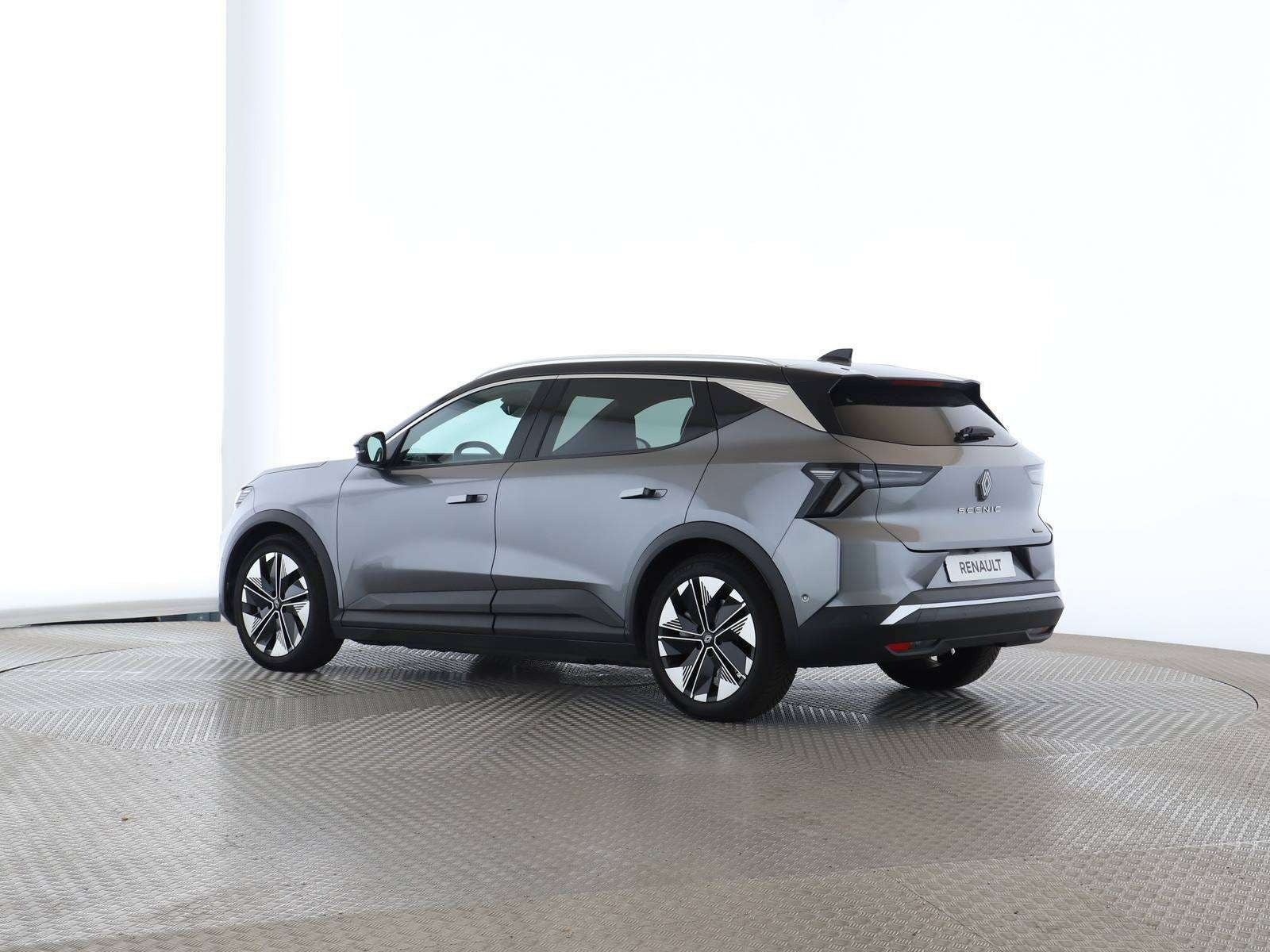Grå Renault Scenic E-Tech fra 2025