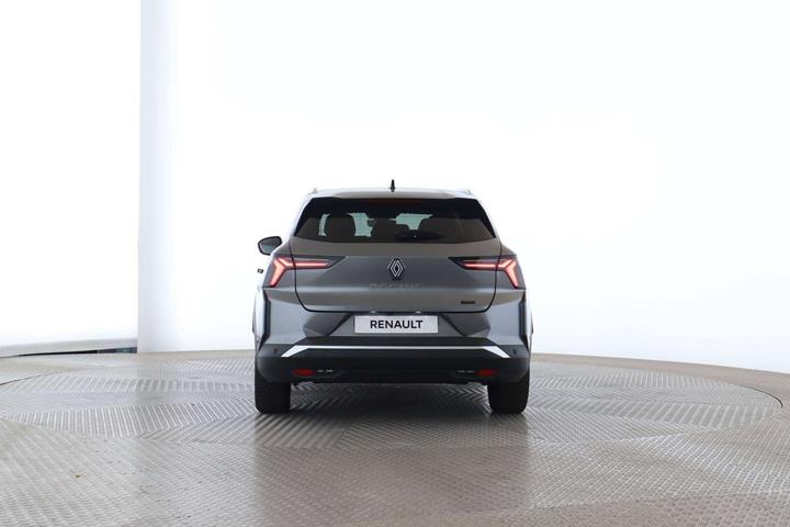 Grå Renault Scenic E-Tech fra 2025