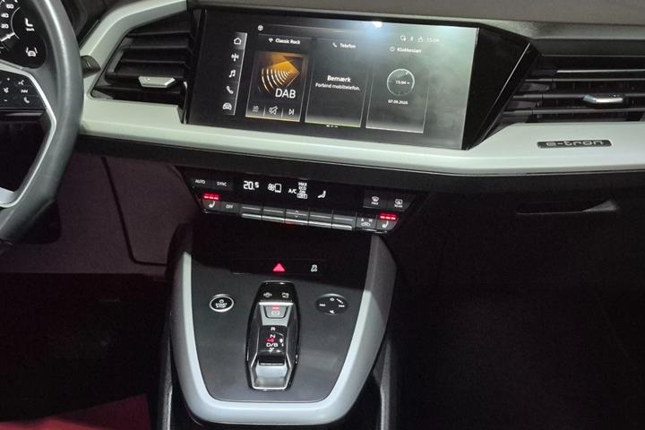 Sort Audi Q4 e-tron fra 2022