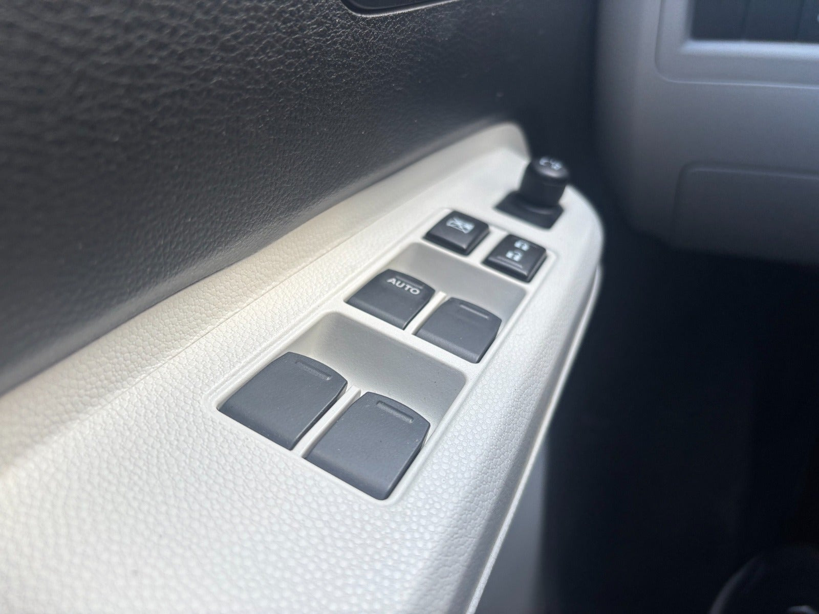 Rød Suzuki Ignis fra 2020