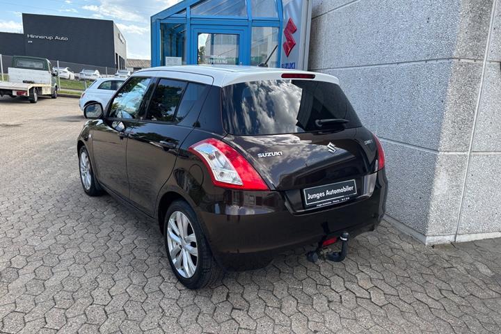 Brun Suzuki Swift fra 2014