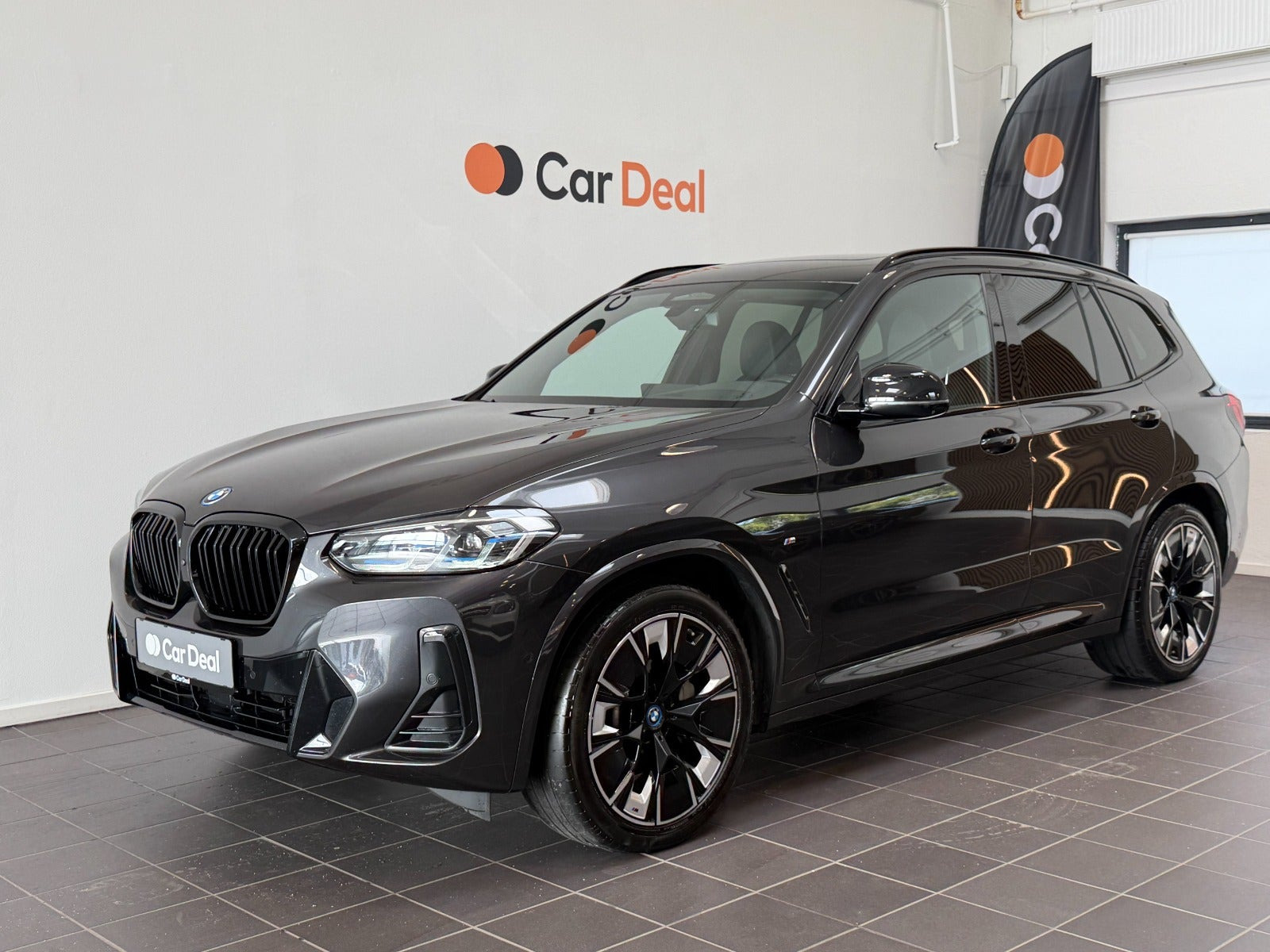 BMW iX3 Charged Plus M-Sport